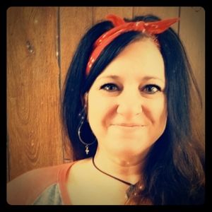 Meet your Posher, Nikki